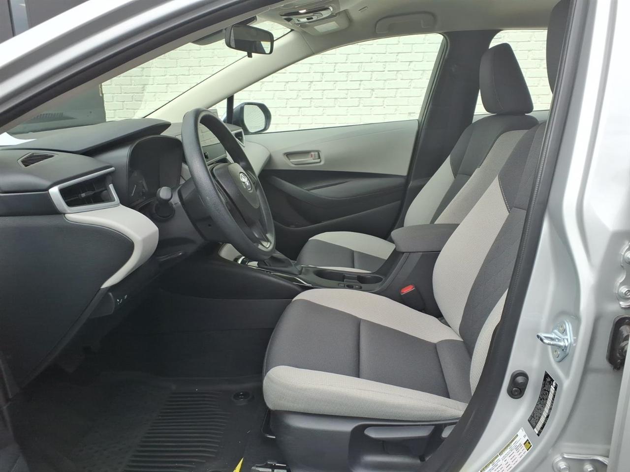 Toyota Corolla LE 2025
