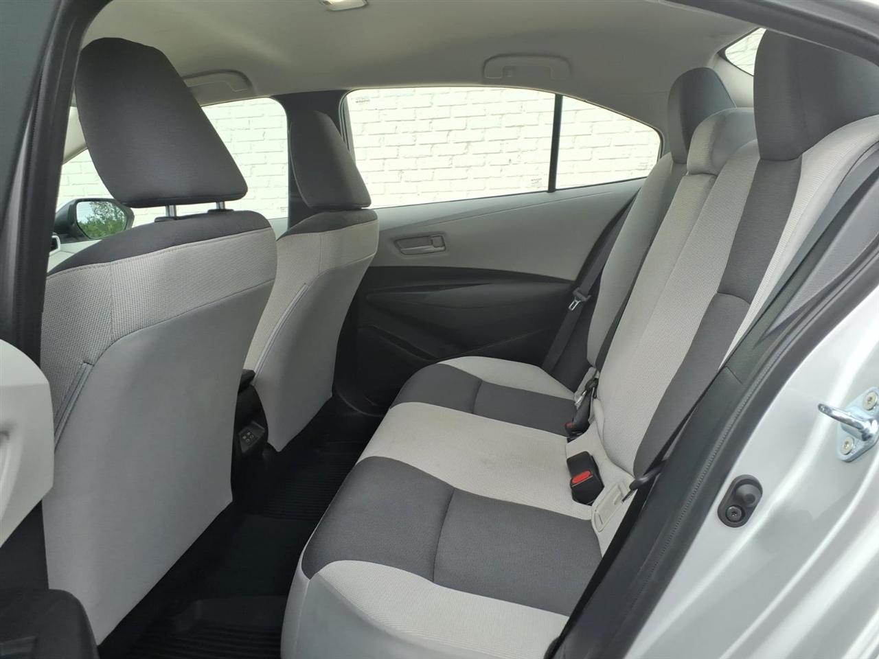 Toyota Corolla LE 2025