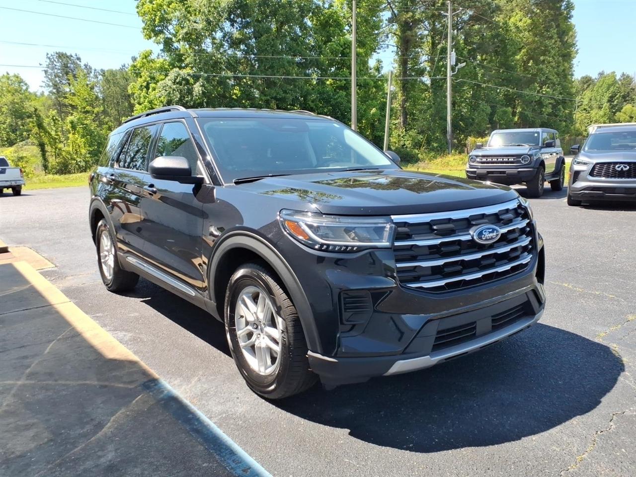 Ford Explorer  2025