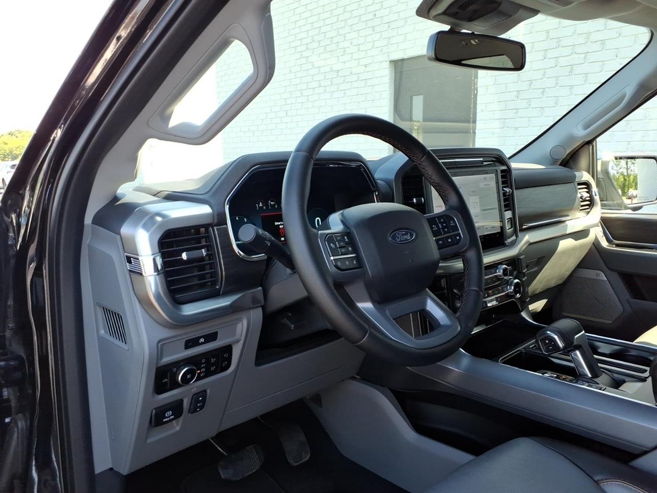 Ford F-150  2025