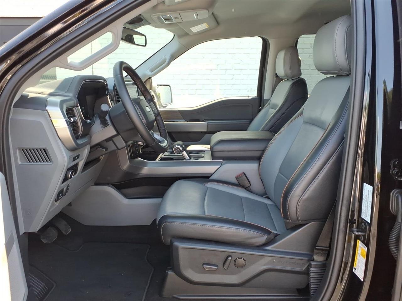 Ford F-150  2025