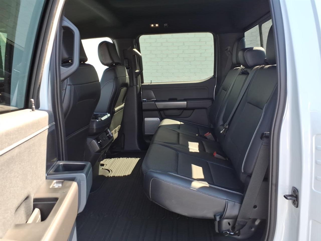 Ford F-150  2025