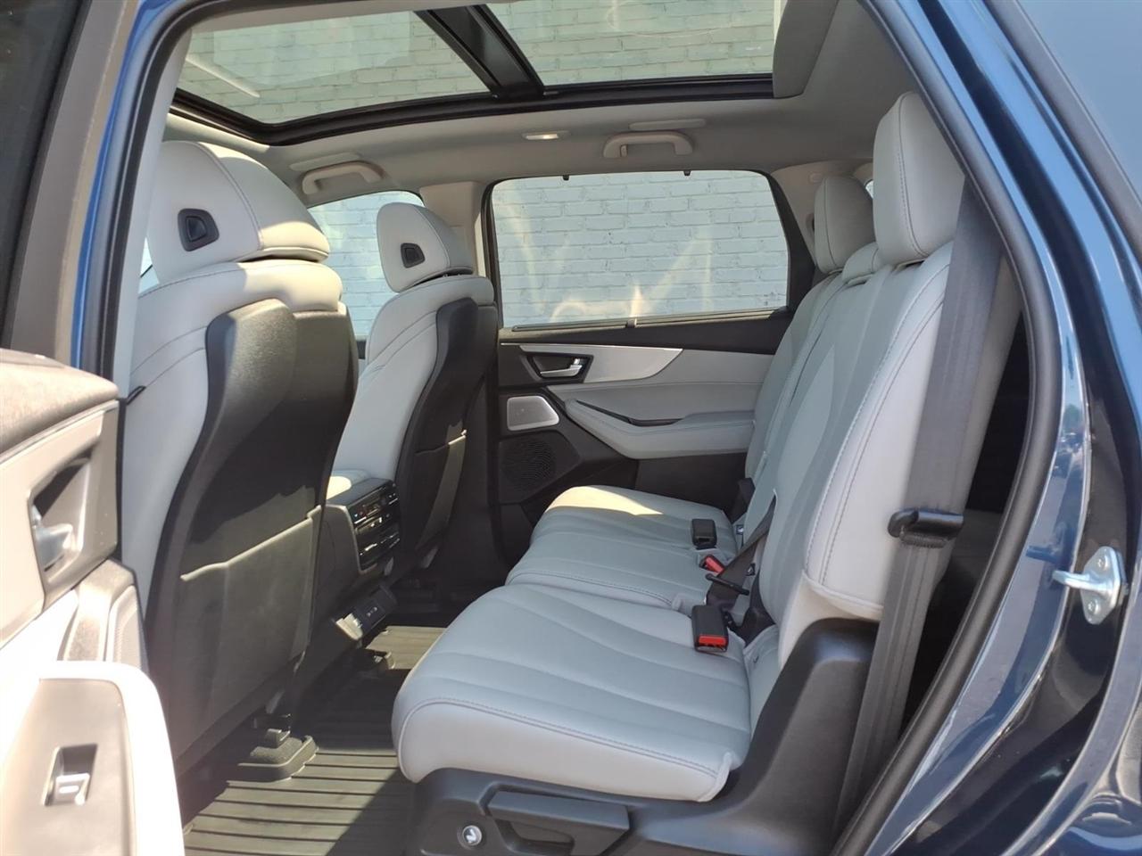 Acura MDX  2026