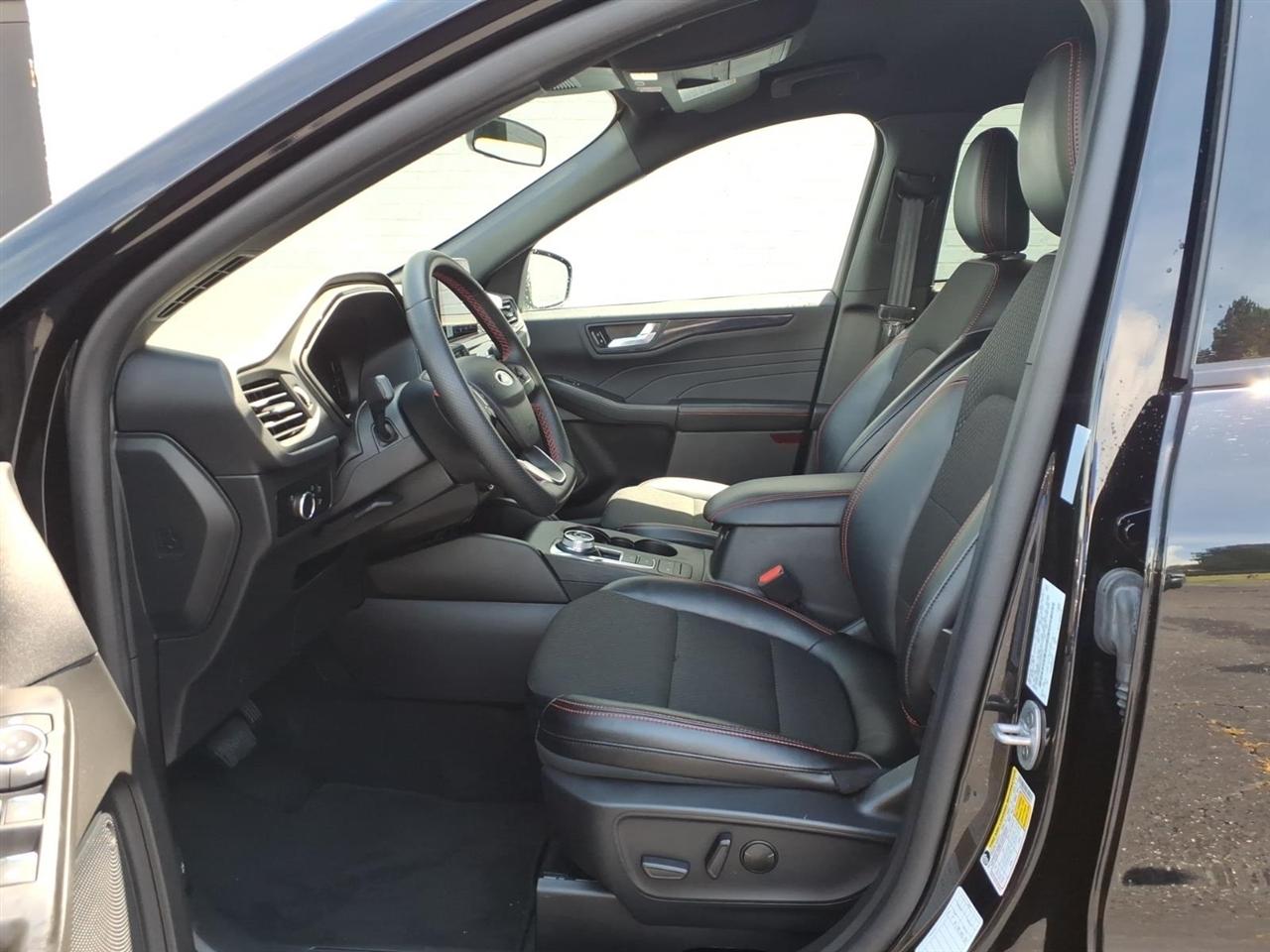 Ford Escape ST-Line 2025