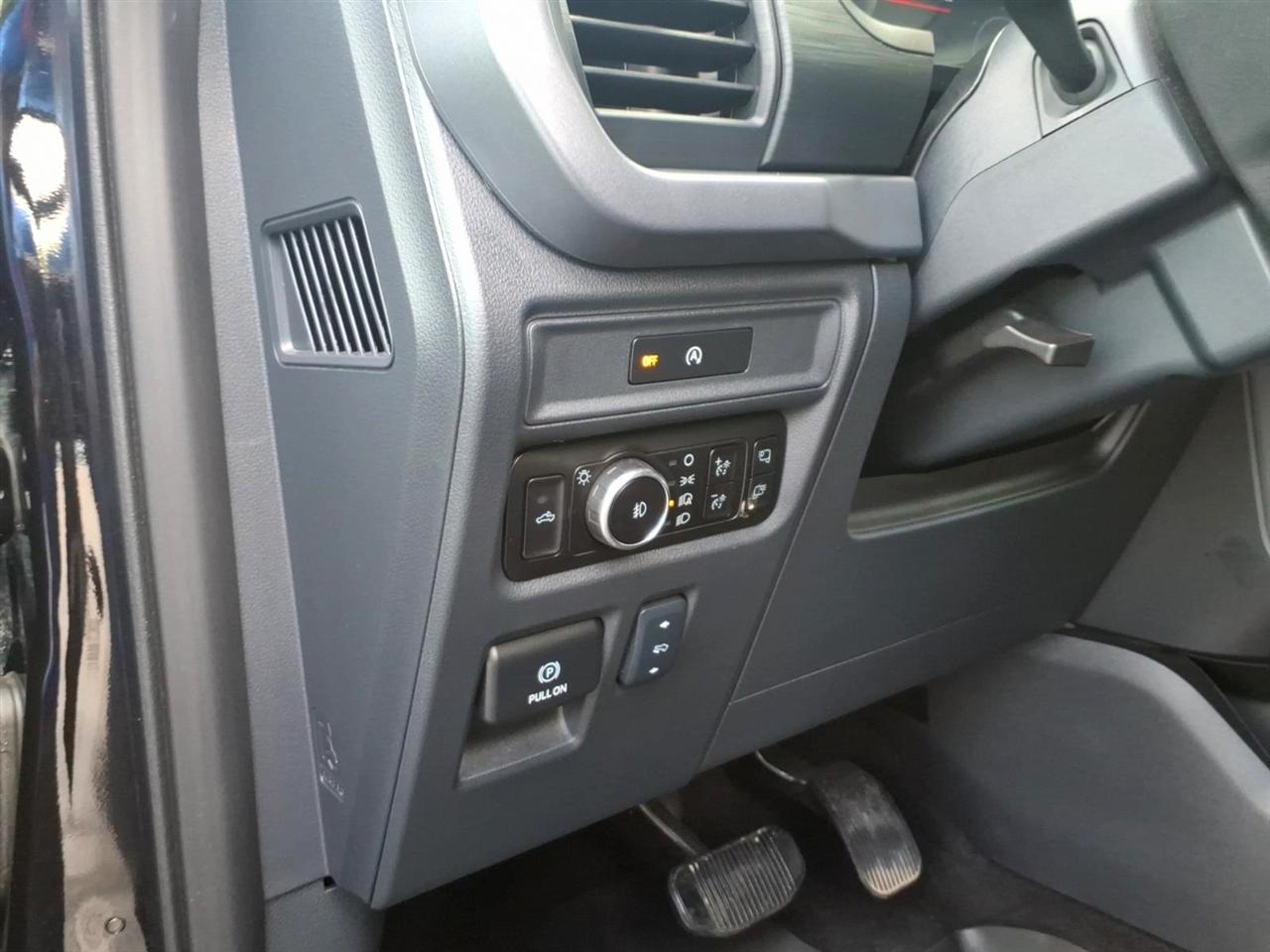 Ford F-150  2025