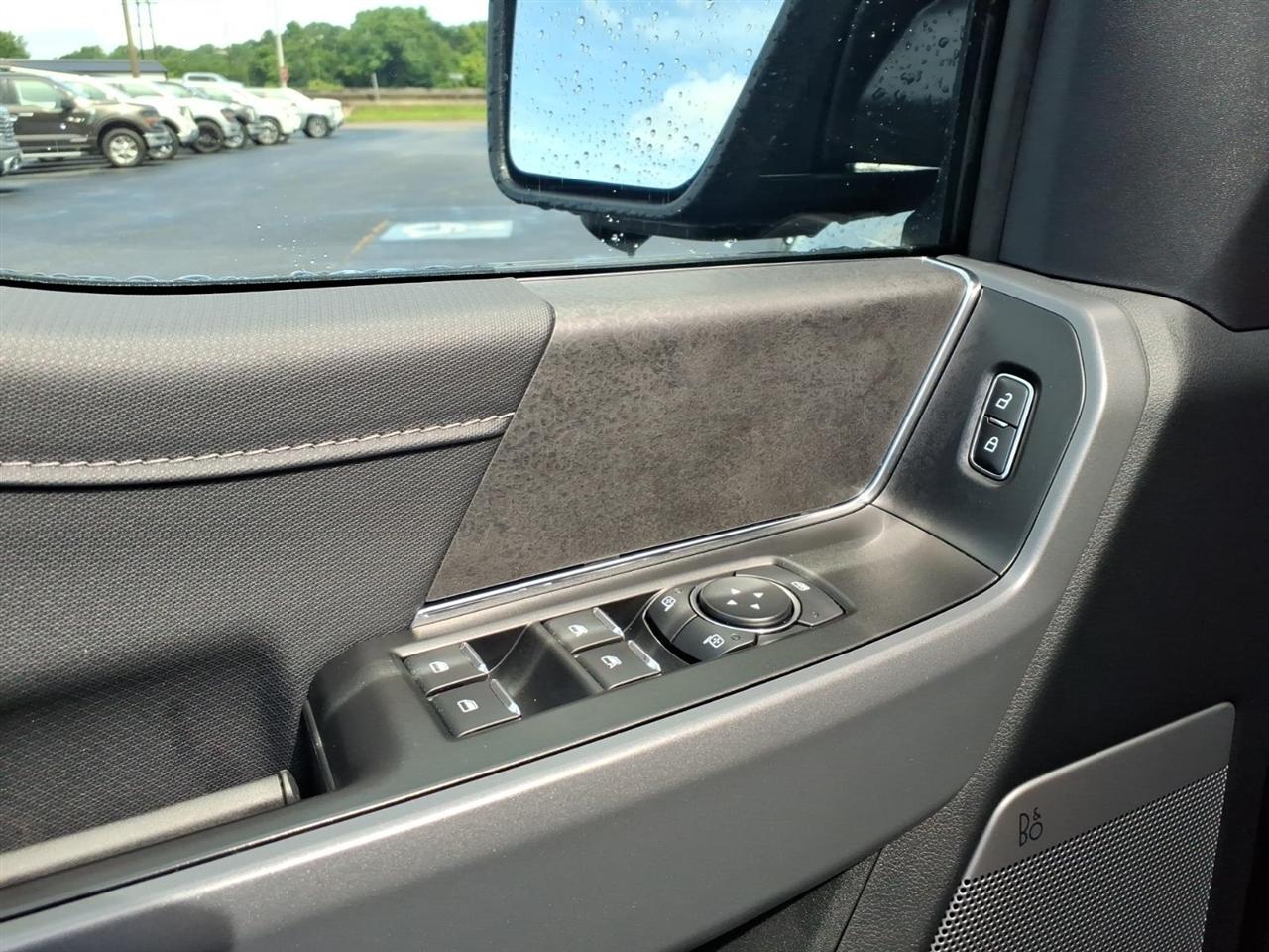 Ford F-150  2025