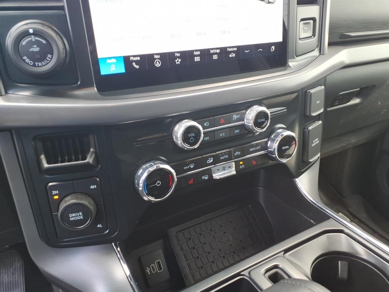 Ford F-150  2025