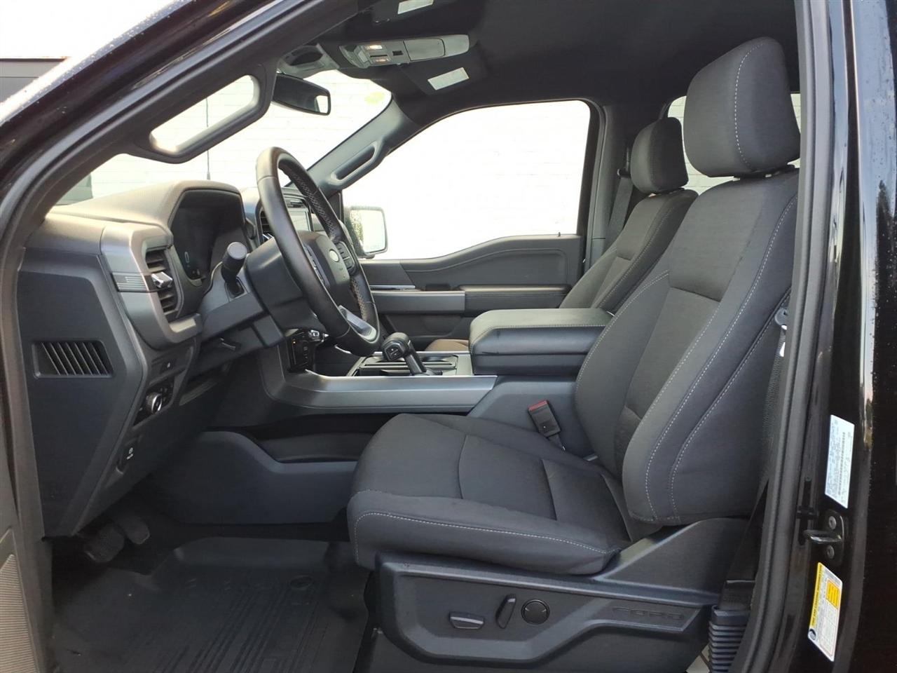 Ford F-150  2025