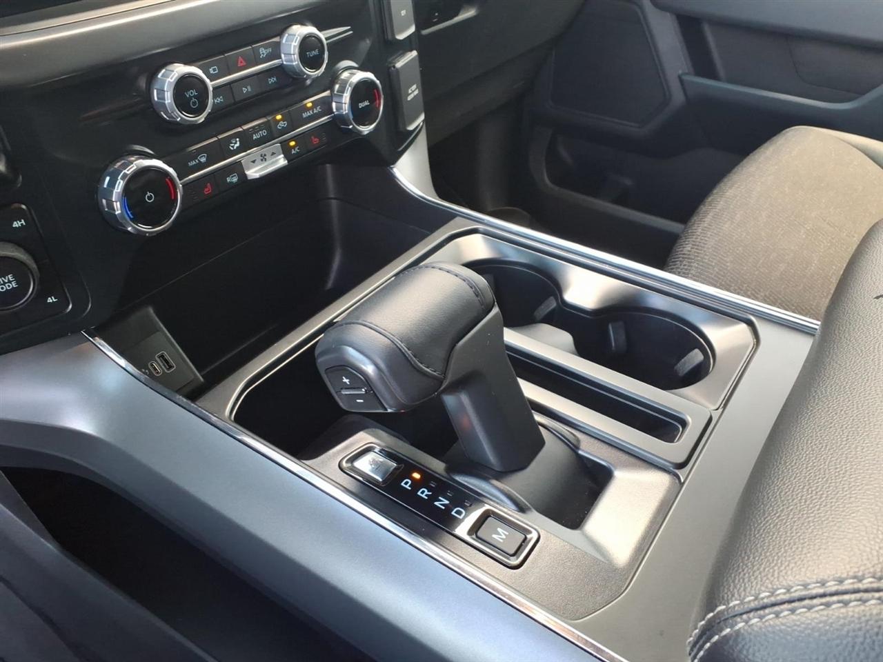Ford F-150  2025