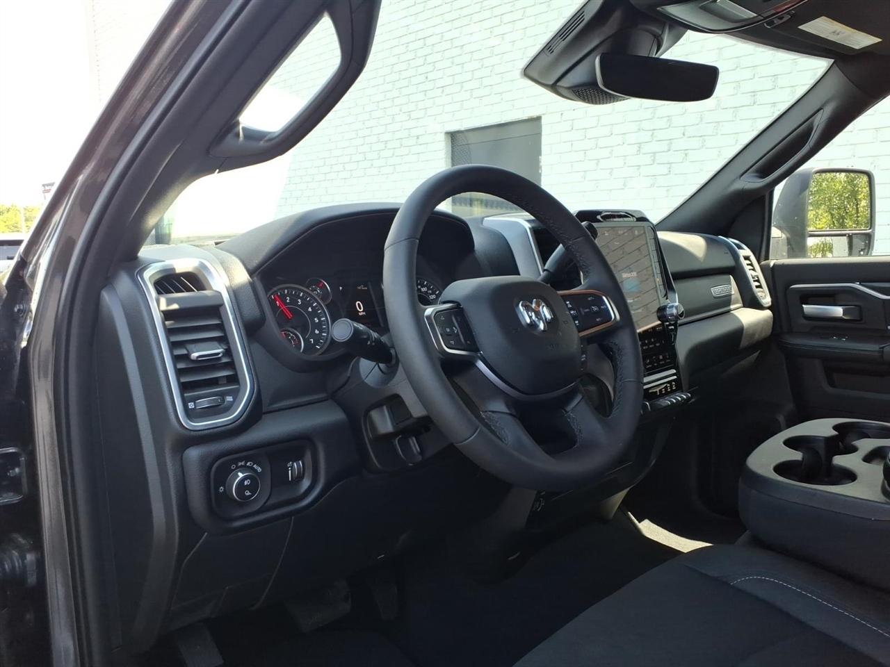 RAM 2500  2025