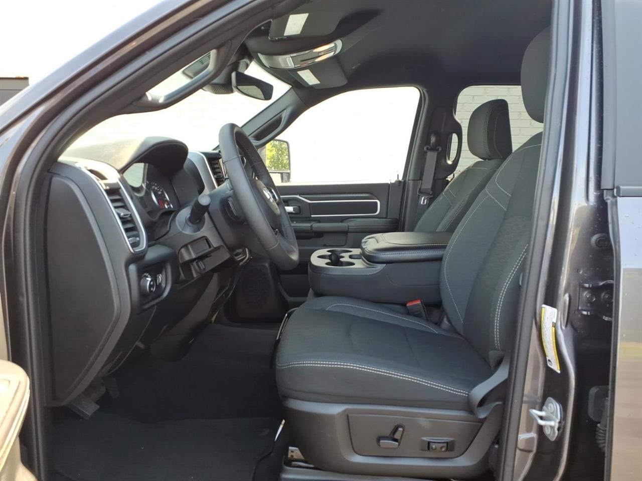RAM 2500  2025