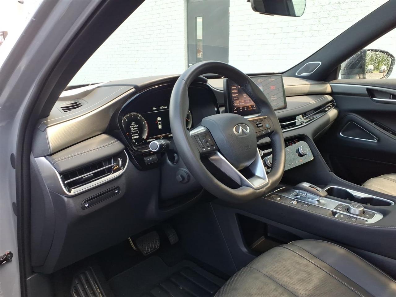 Infiniti QX60  2025