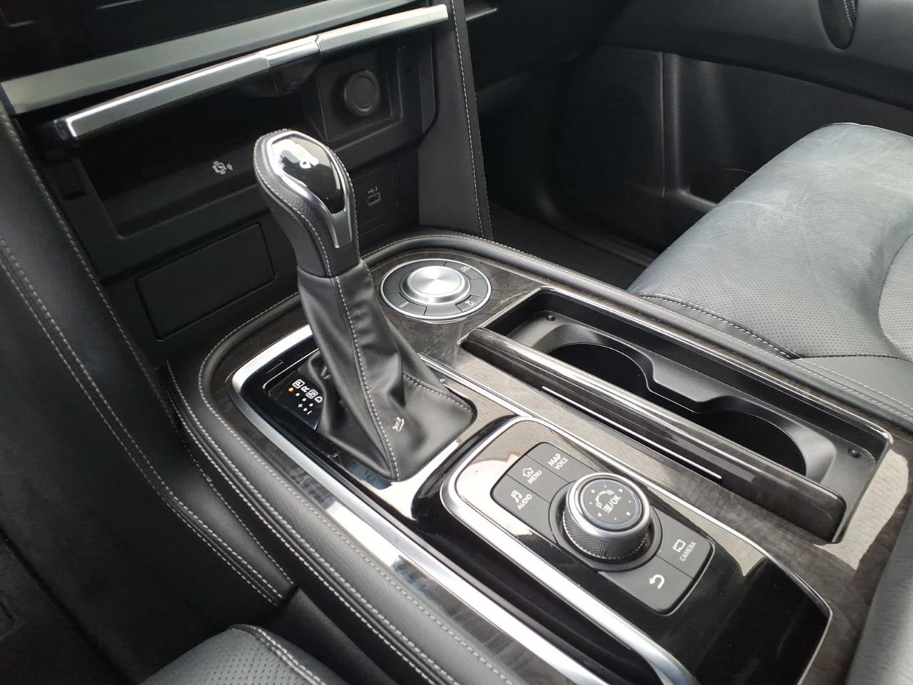 Infiniti QX80  2024
