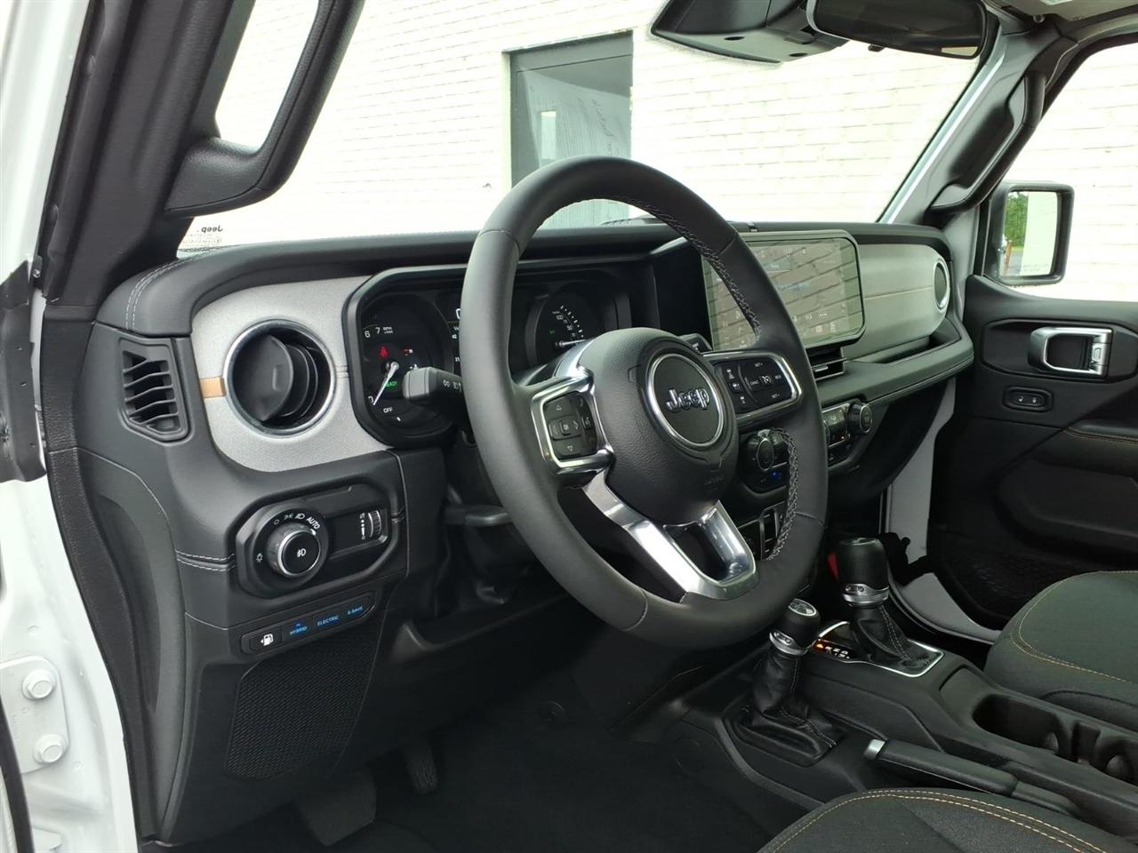Jeep Wrangler 4xe  2025