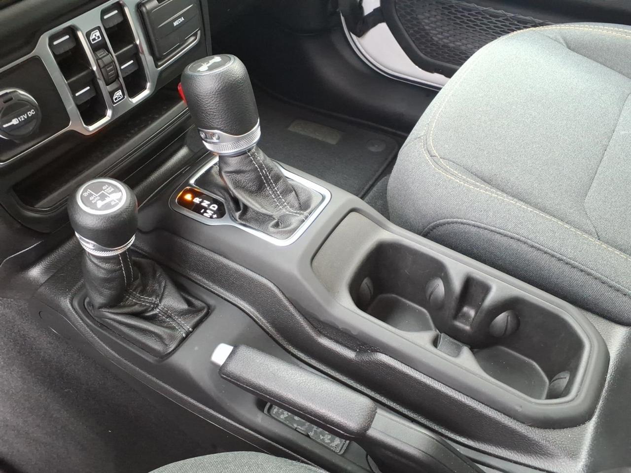Jeep Wrangler 4xe  2025