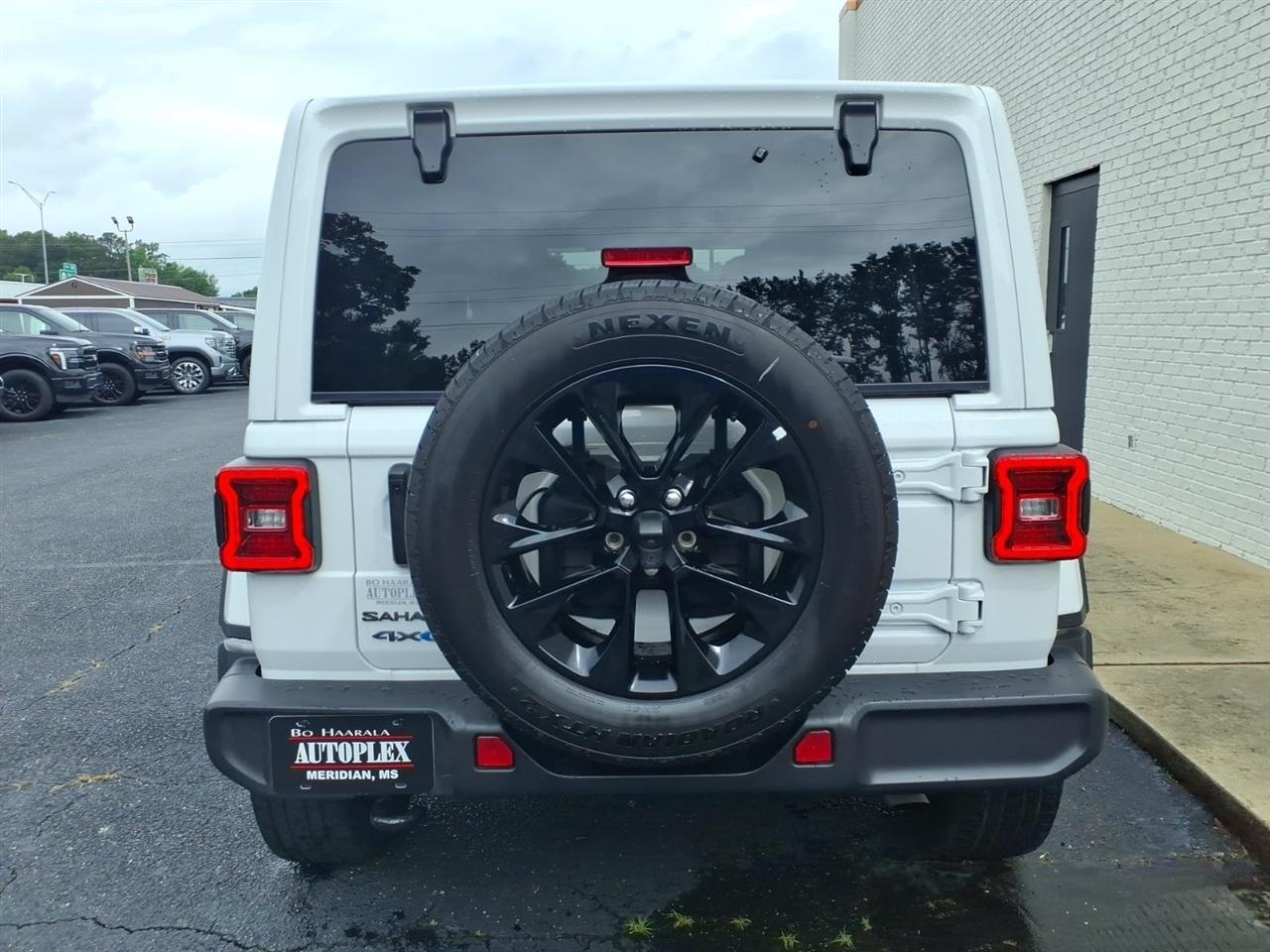 Jeep Wrangler 4xe  2025