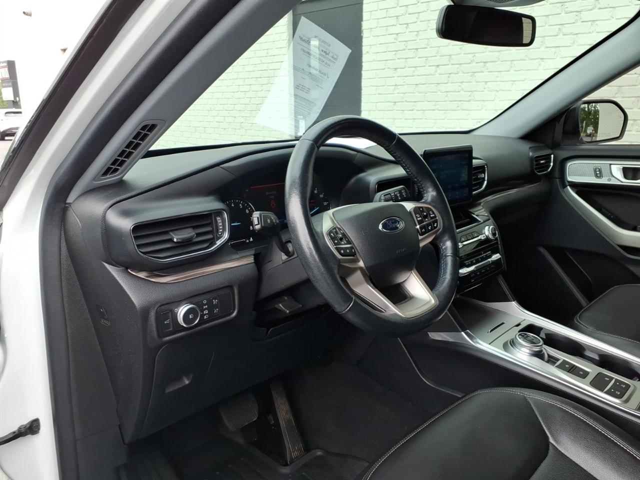 Ford Explorer  2022