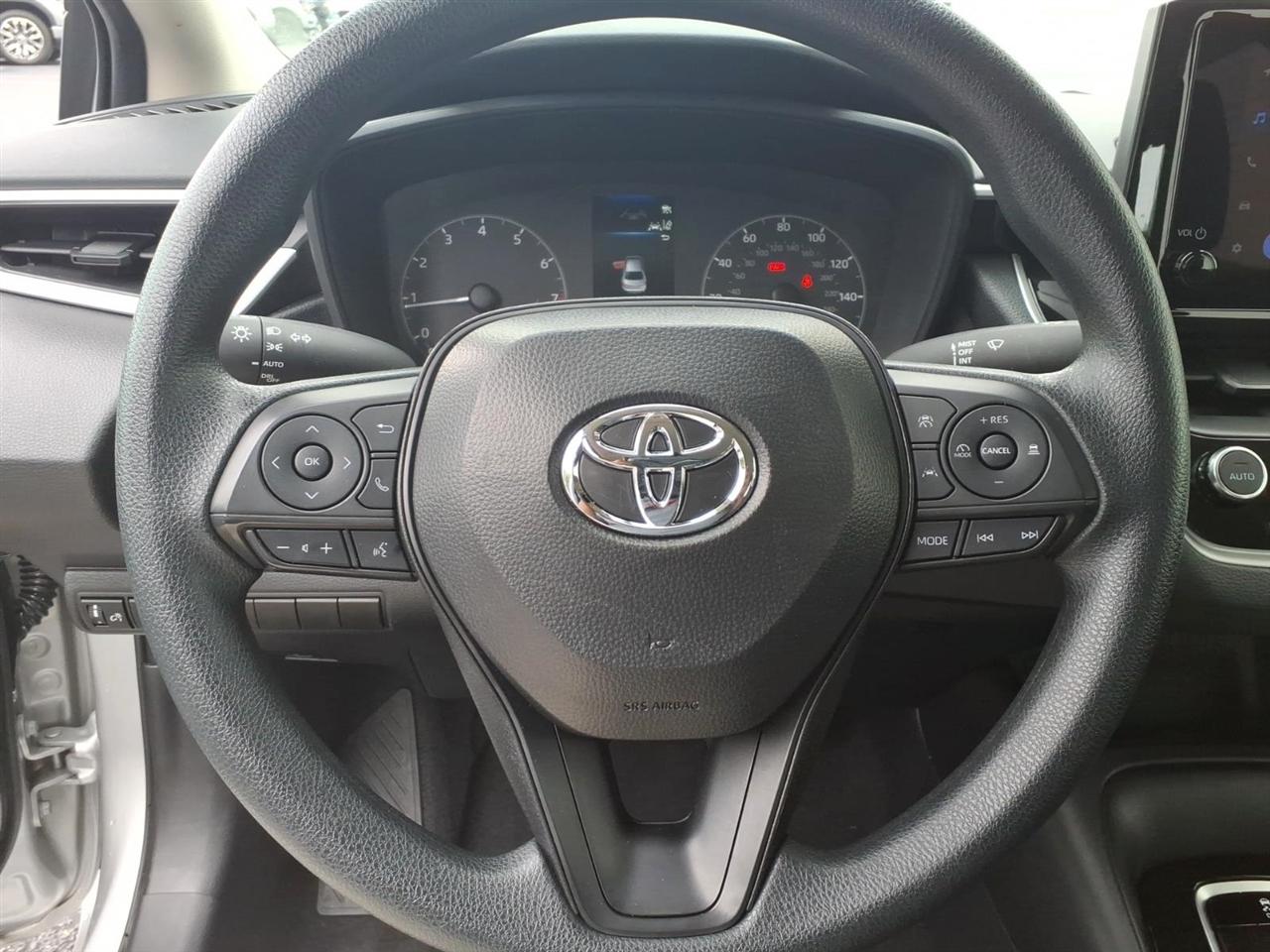 Toyota Corolla LE 2025