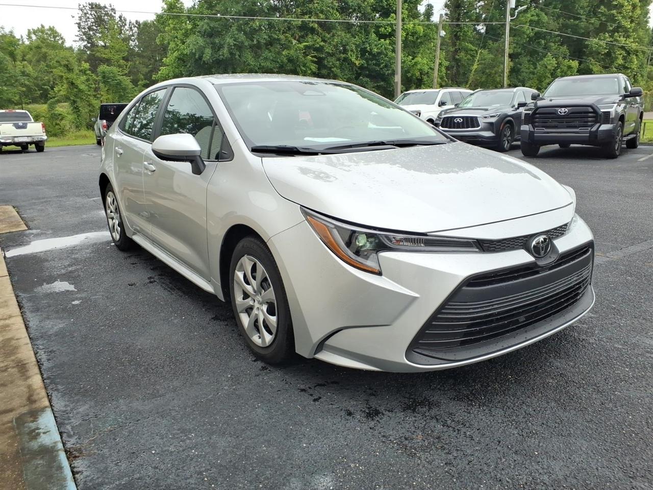 Toyota Corolla LE 2025