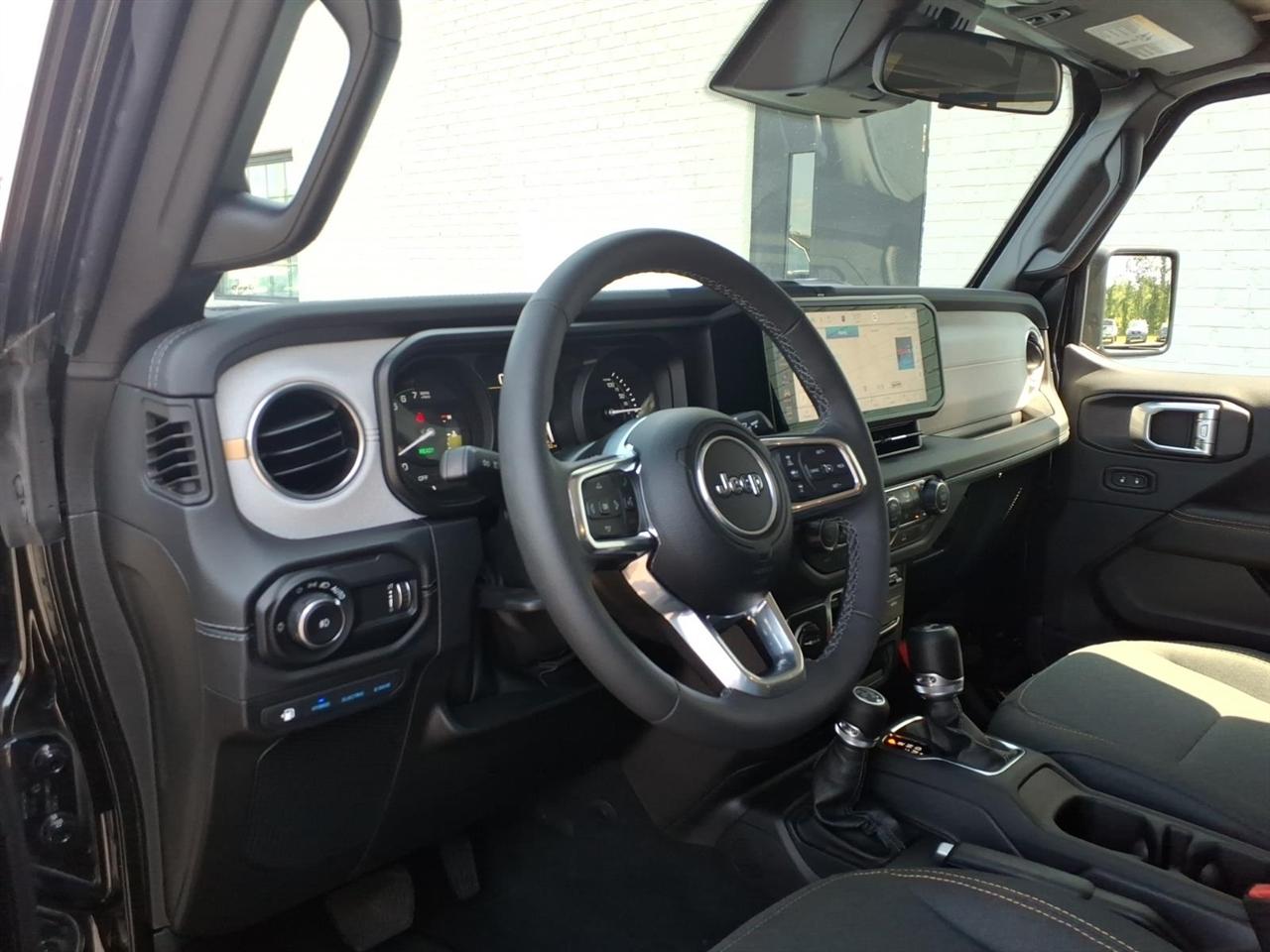 Jeep Wrangler 4xe  2025