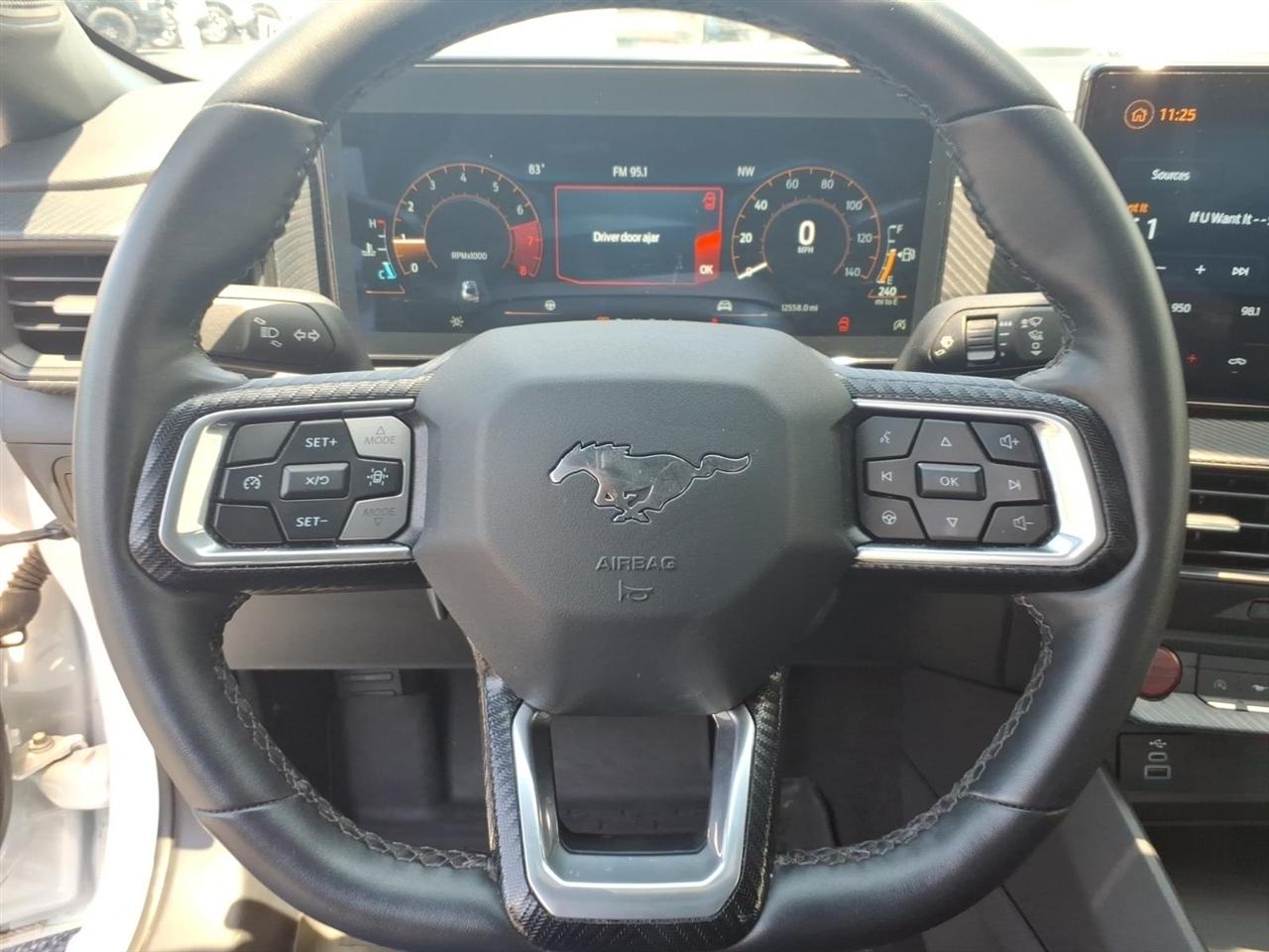 Ford Mustang  2025