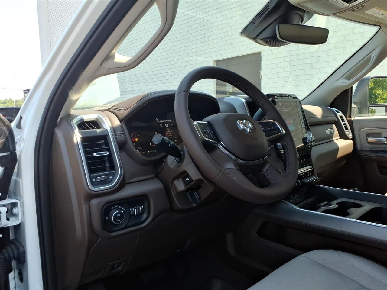 RAM 2500  2025
