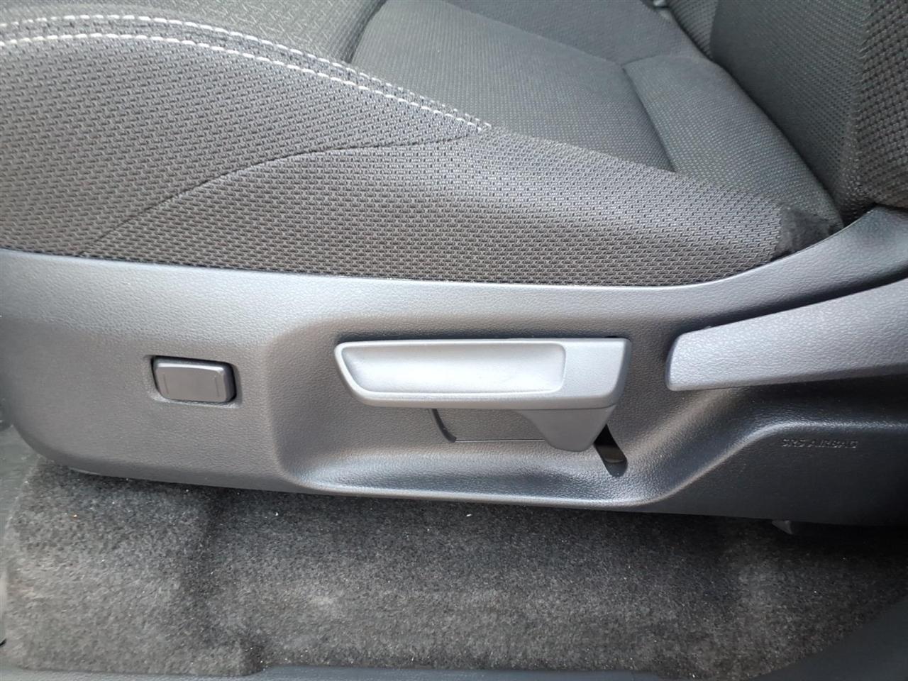 Toyota 4Runner SR5 2WD 2025