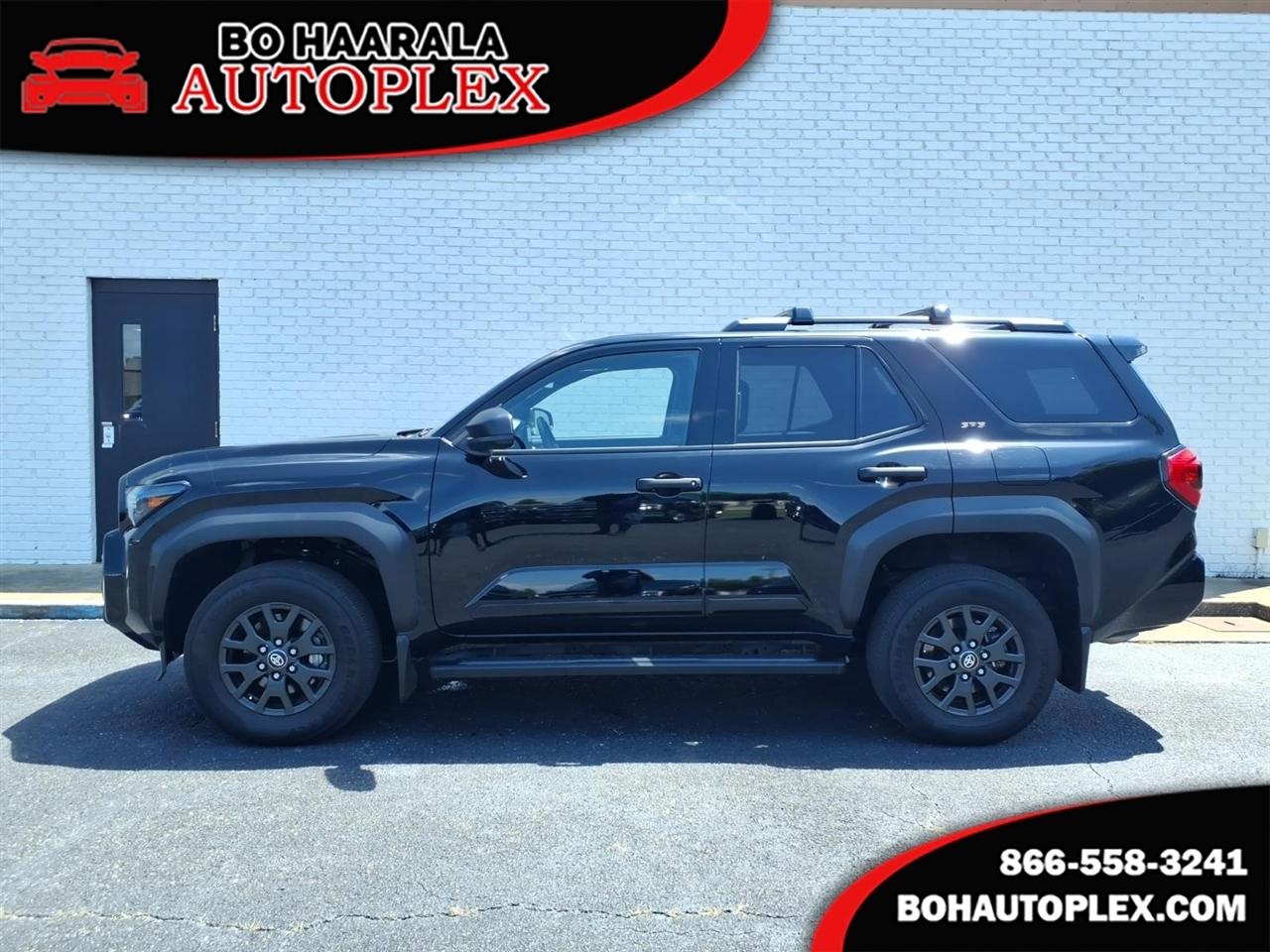 2025 Toyota 4Runner SR5 - Photo 1
