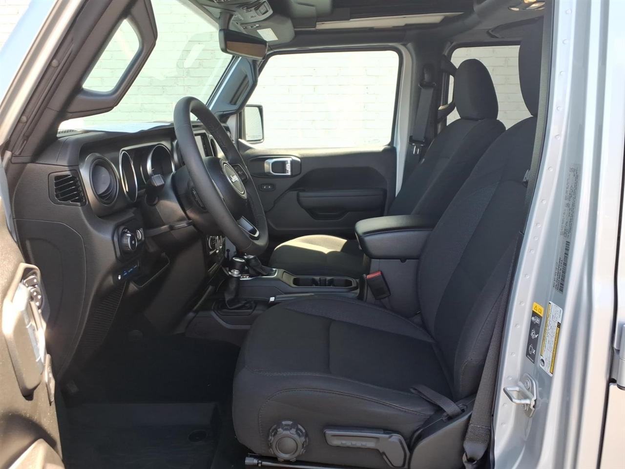 Jeep Wrangler  2023
