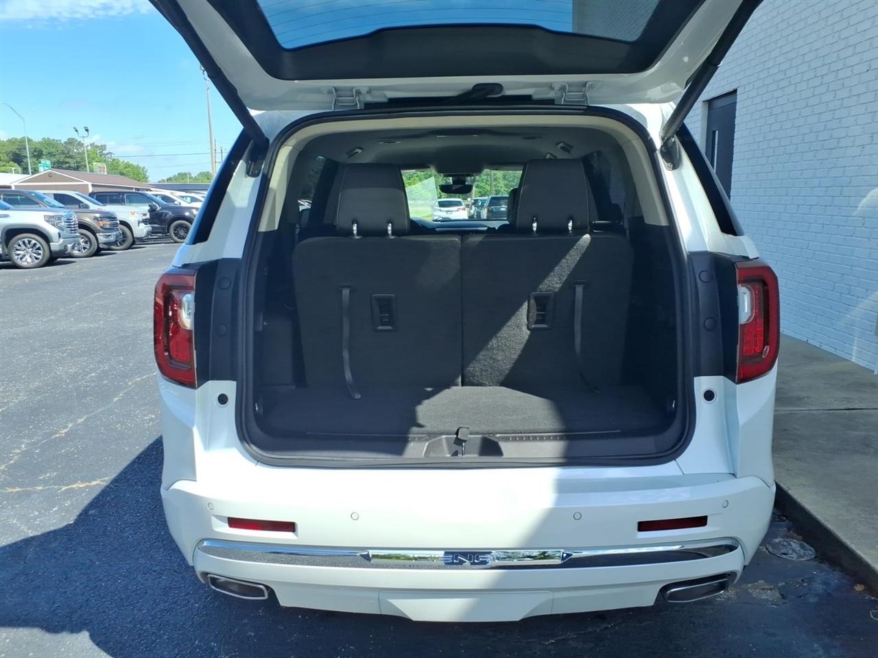 GMC Acadia  2023