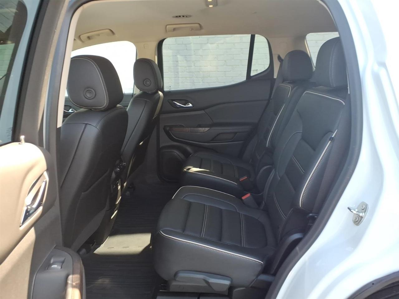 GMC Acadia  2023