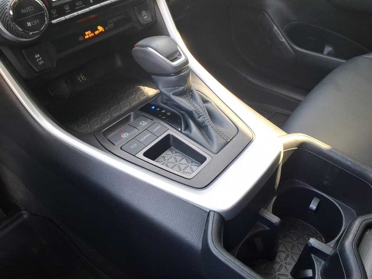 Toyota RAV4  2023