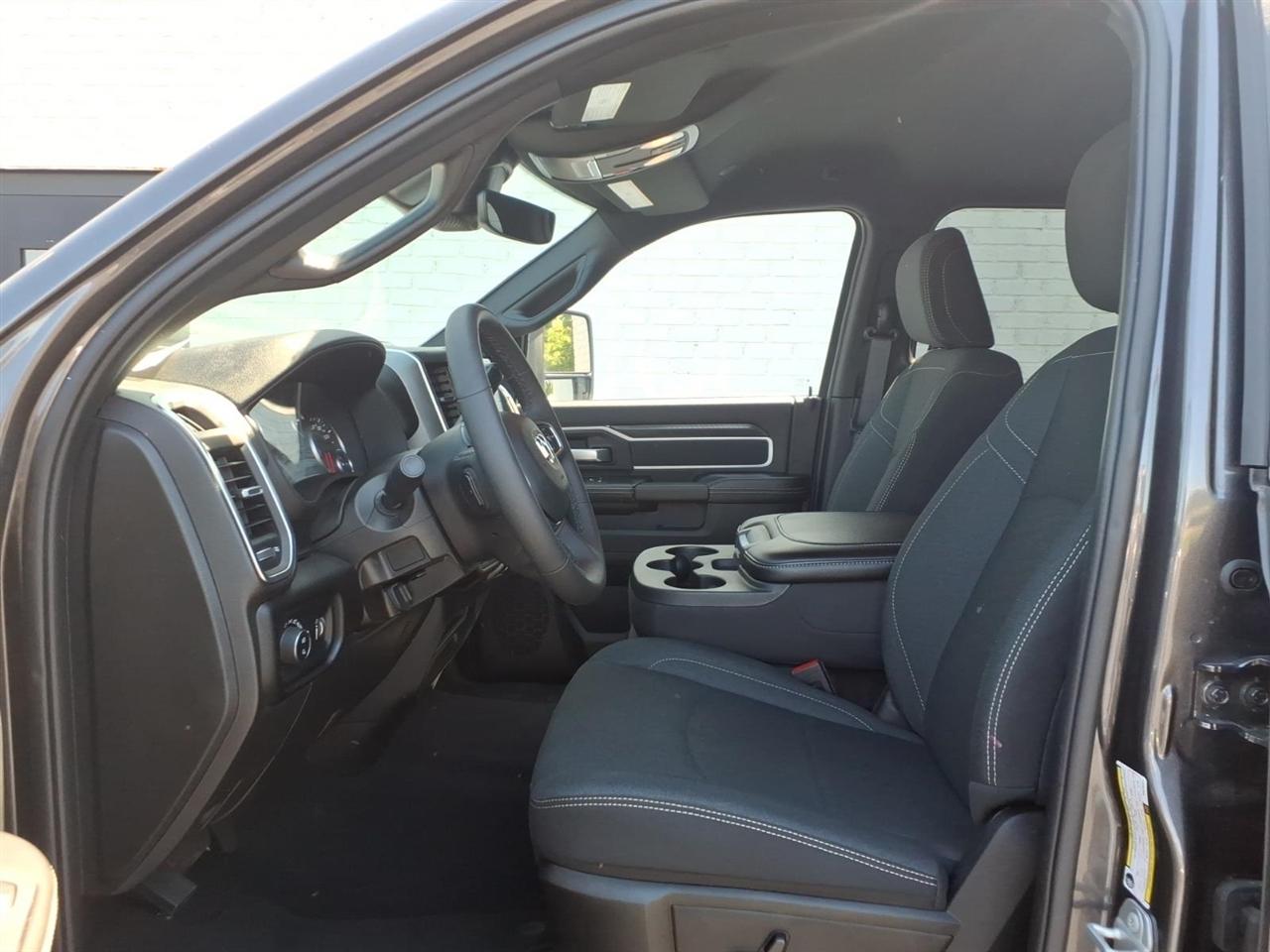 RAM 2500  2025