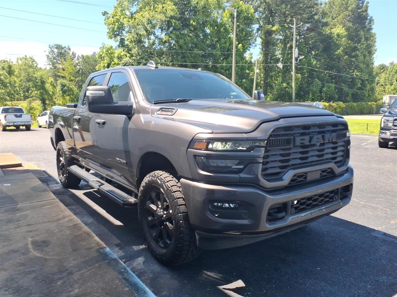 RAM 2500 Big Horn Crew Cab 4WD 2025