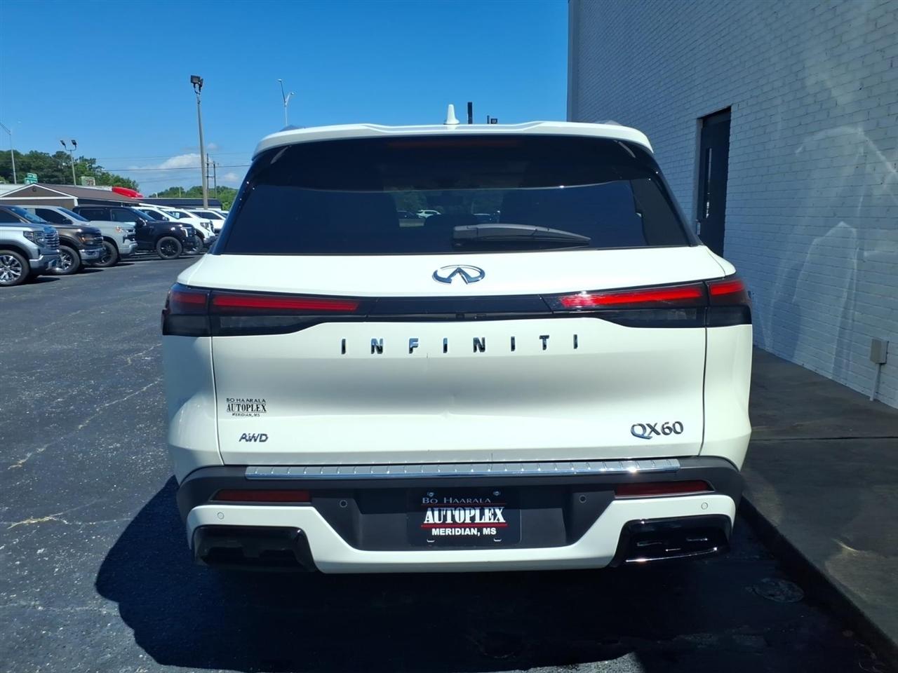 Infiniti QX60  2023