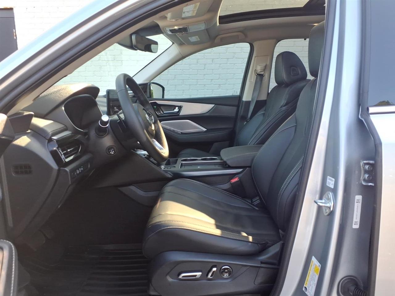 2026 Acura MDX Technology Package - Photo 12