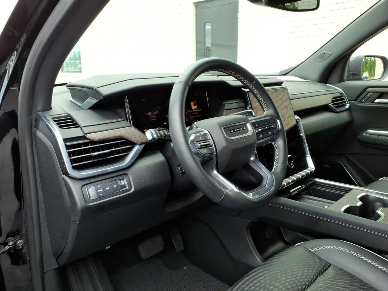 GMC Acadia  2024
