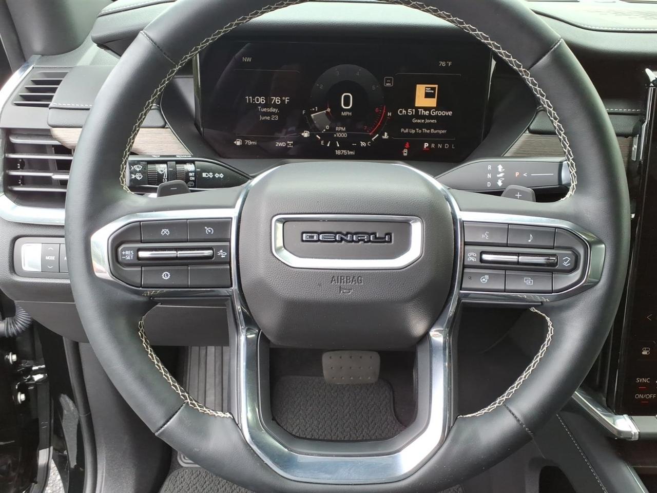 GMC Acadia  2024