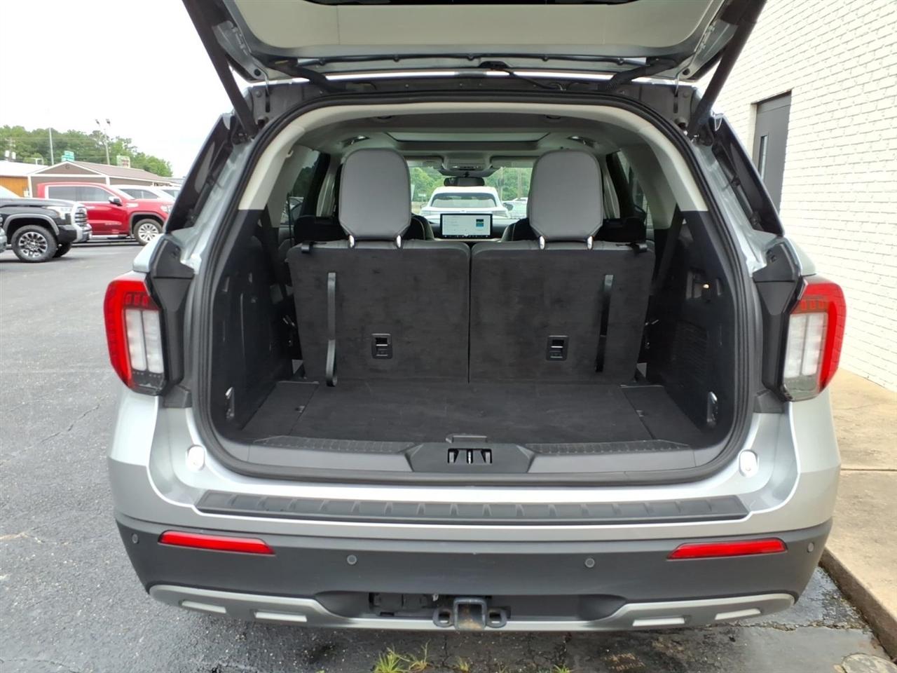 Ford Explorer  2025