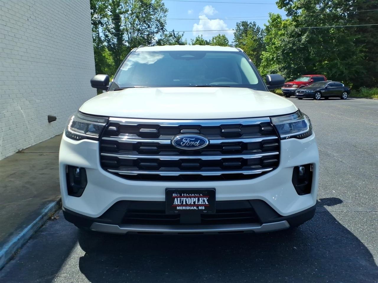 Ford Explorer  2026