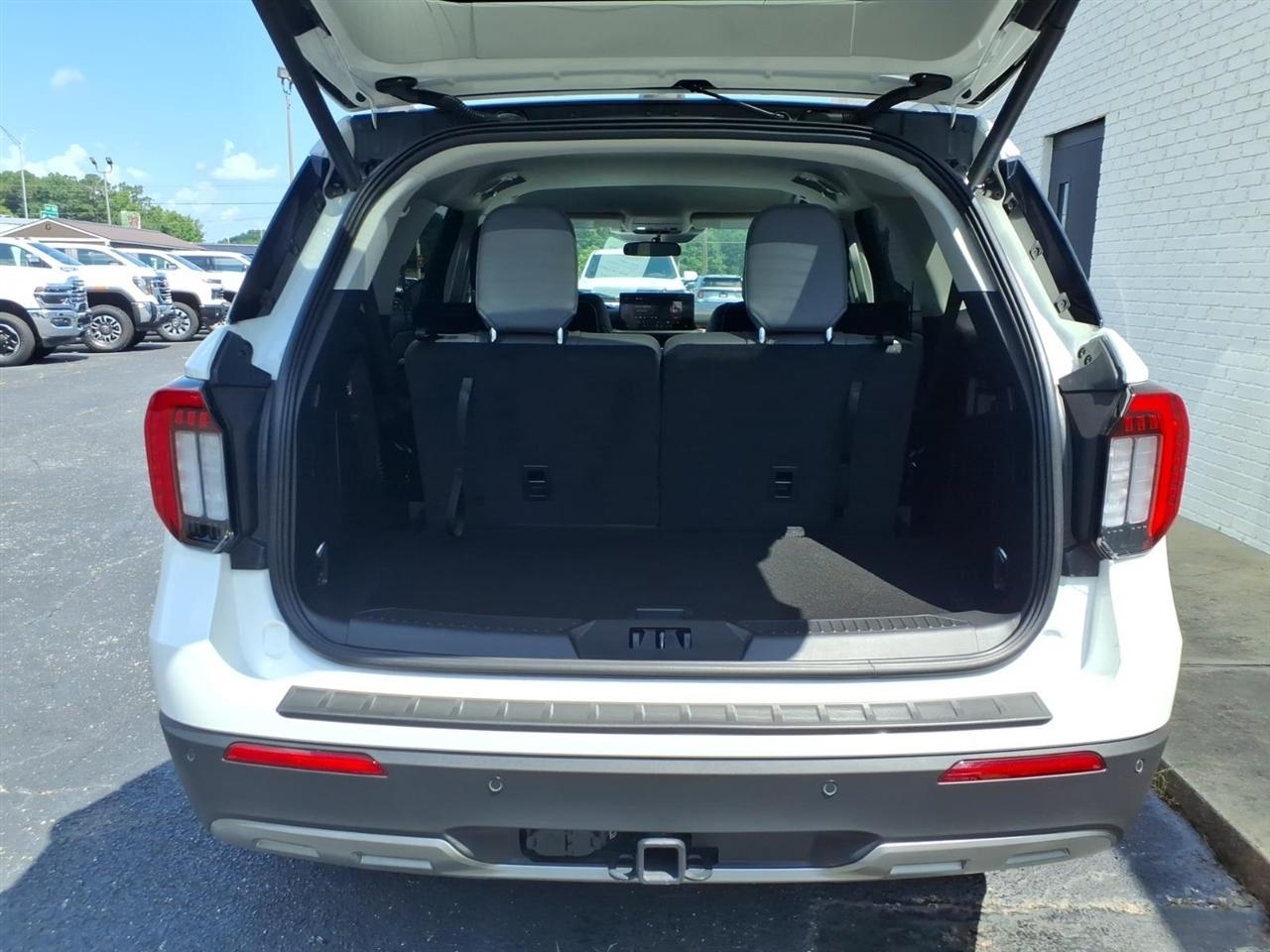 Ford Explorer  2026