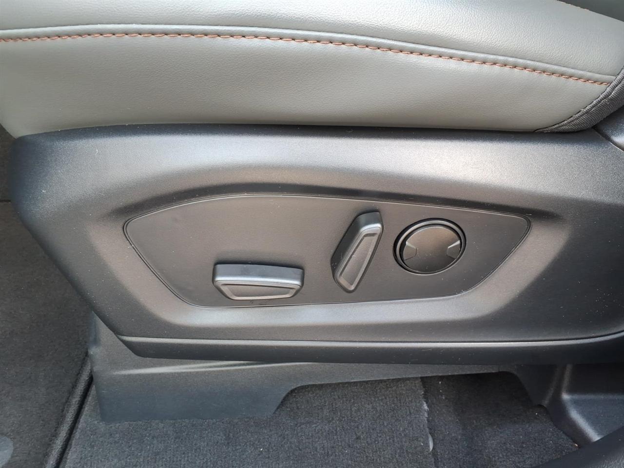 Ford Explorer  2026