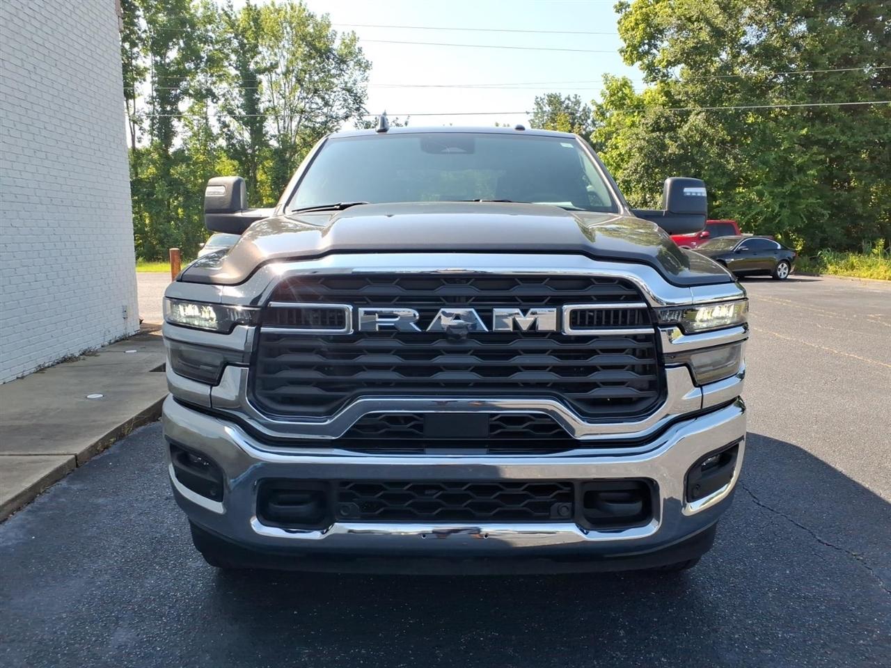 RAM 2500 Big Horn Crew Cab 4WD 2026