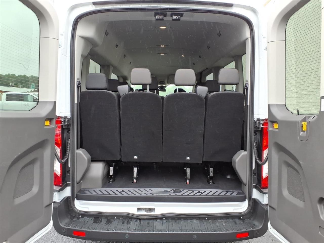 Ford Transit  2025