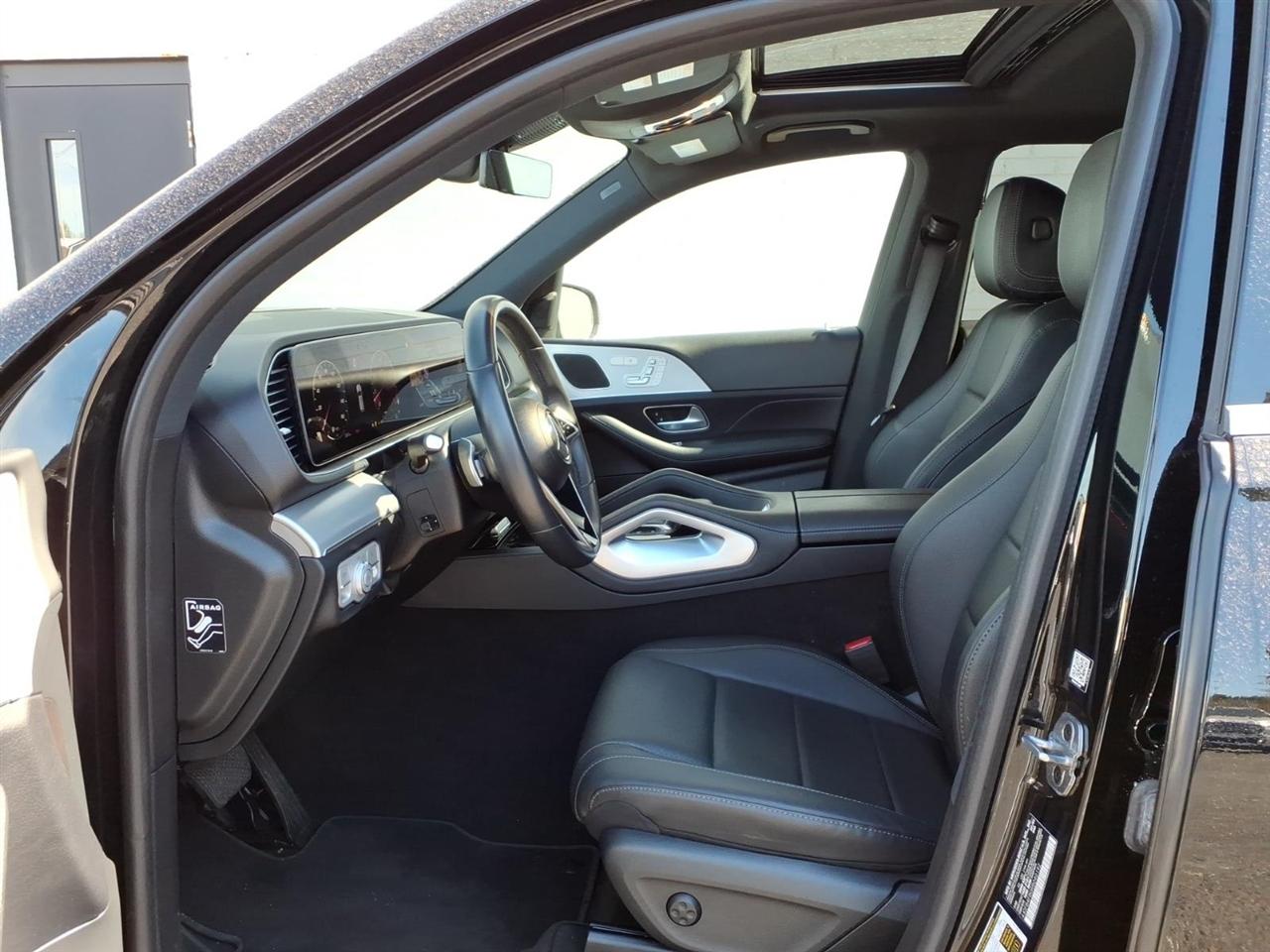 Mercedes-Benz GLE-Class  2024