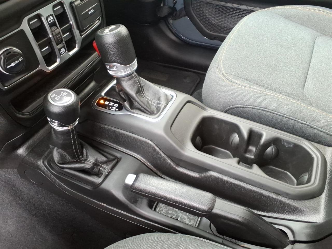 Jeep Wrangler 4xe  2025