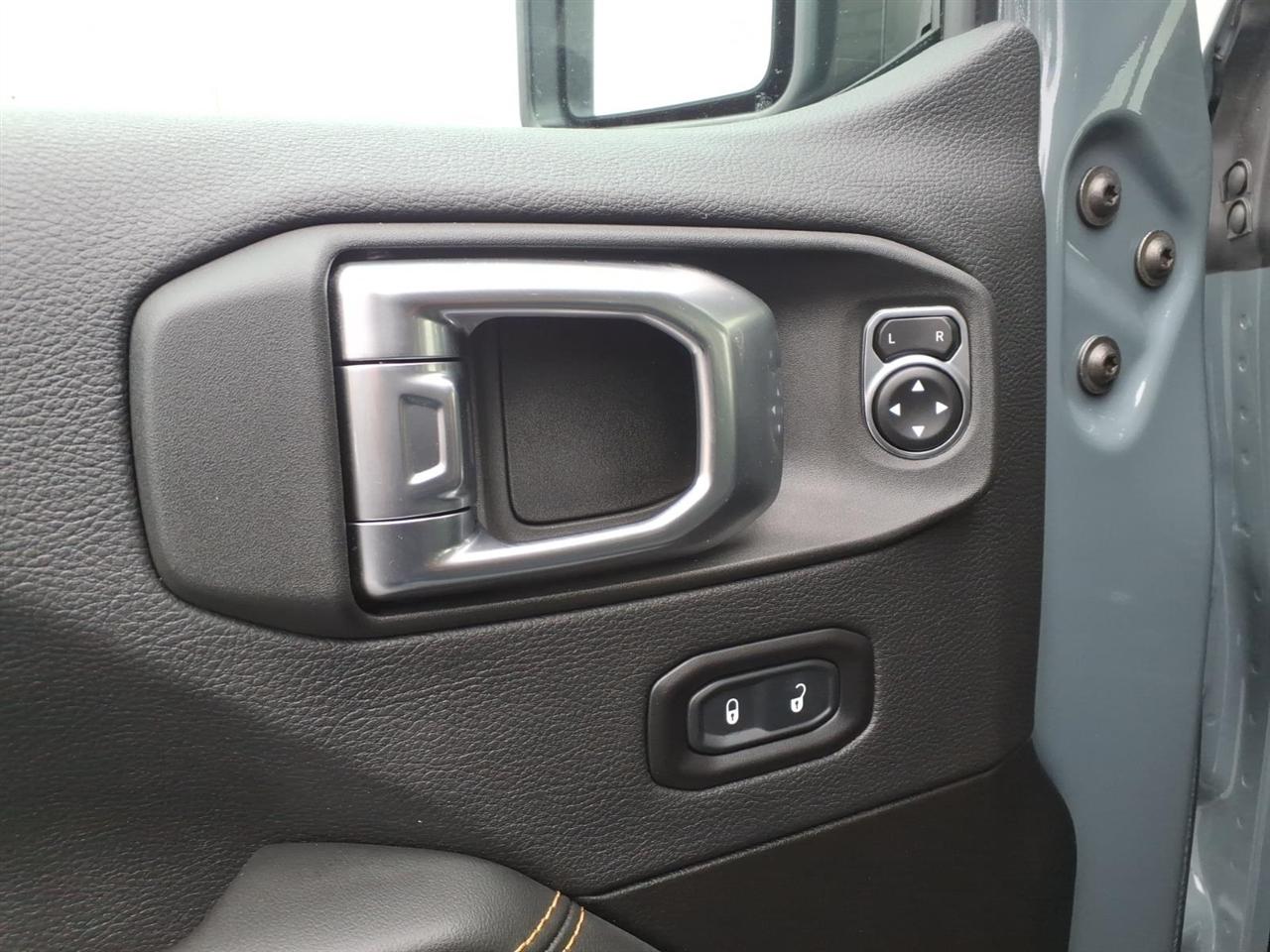 Jeep Wrangler 4xe  2025