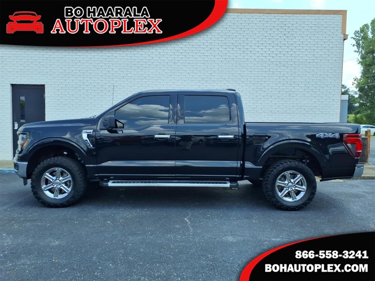 Ford F-150 XLT SuperCrew Short Bed 4WD 2024