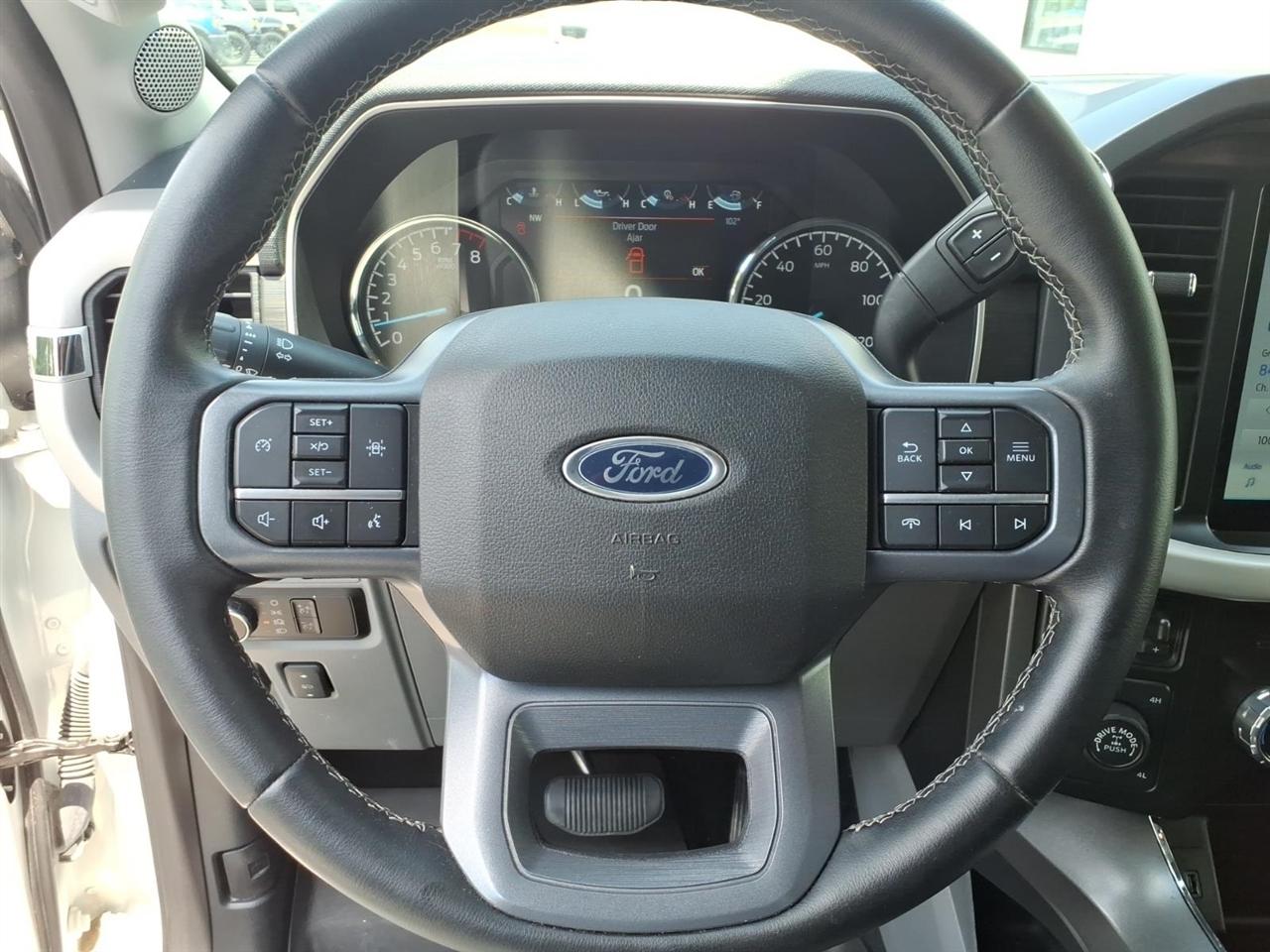 Ford F-150 XLT SuperCrew Short Bed 4WD 2023