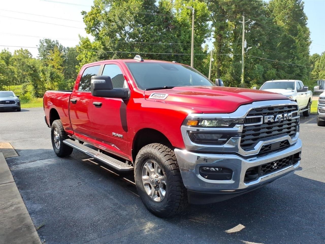 RAM 2500 Big Horn Crew Cab 4WD 2026
